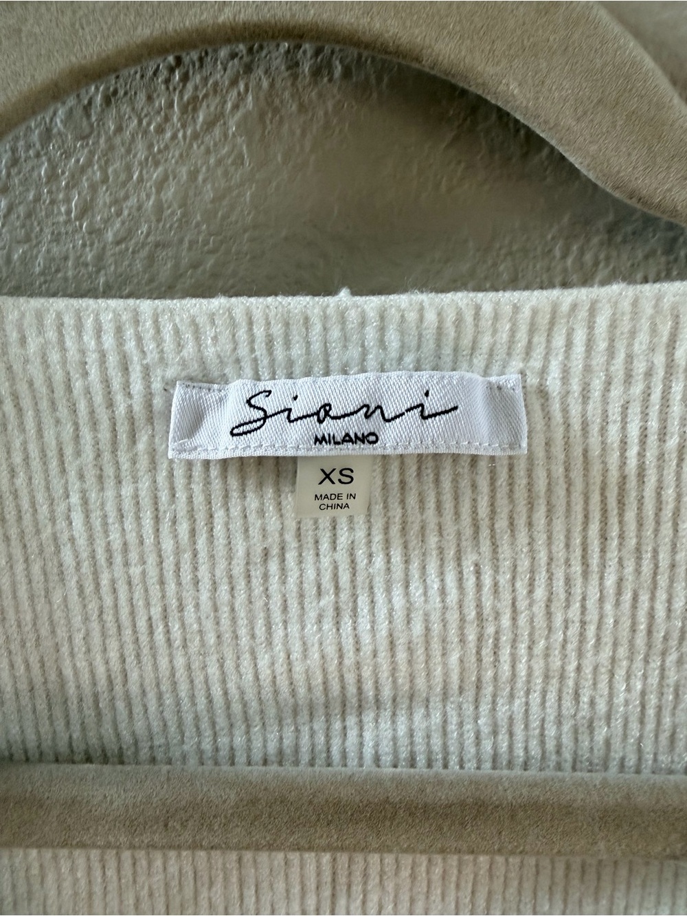Sioni White V-Neck Sweater with Textured Fringe Sleeves XS - Picture 3 of 6